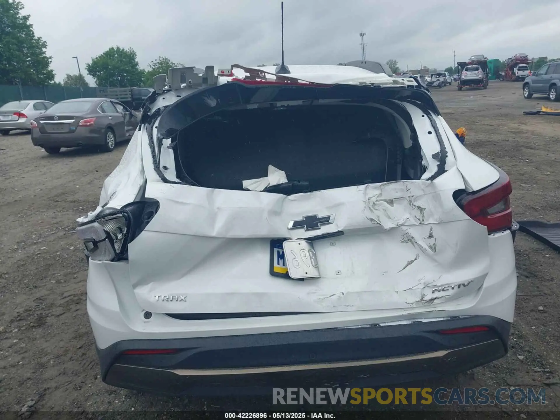 15 Photograph of a damaged car KL77LKEP9SC025856 CHEVROLET TRAX 2025