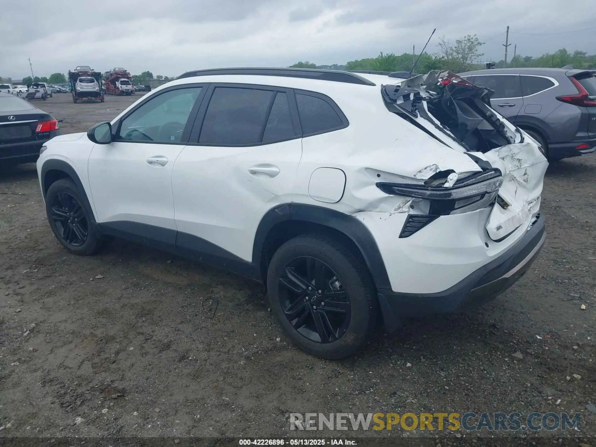 3 Photograph of a damaged car KL77LKEP9SC025856 CHEVROLET TRAX 2025