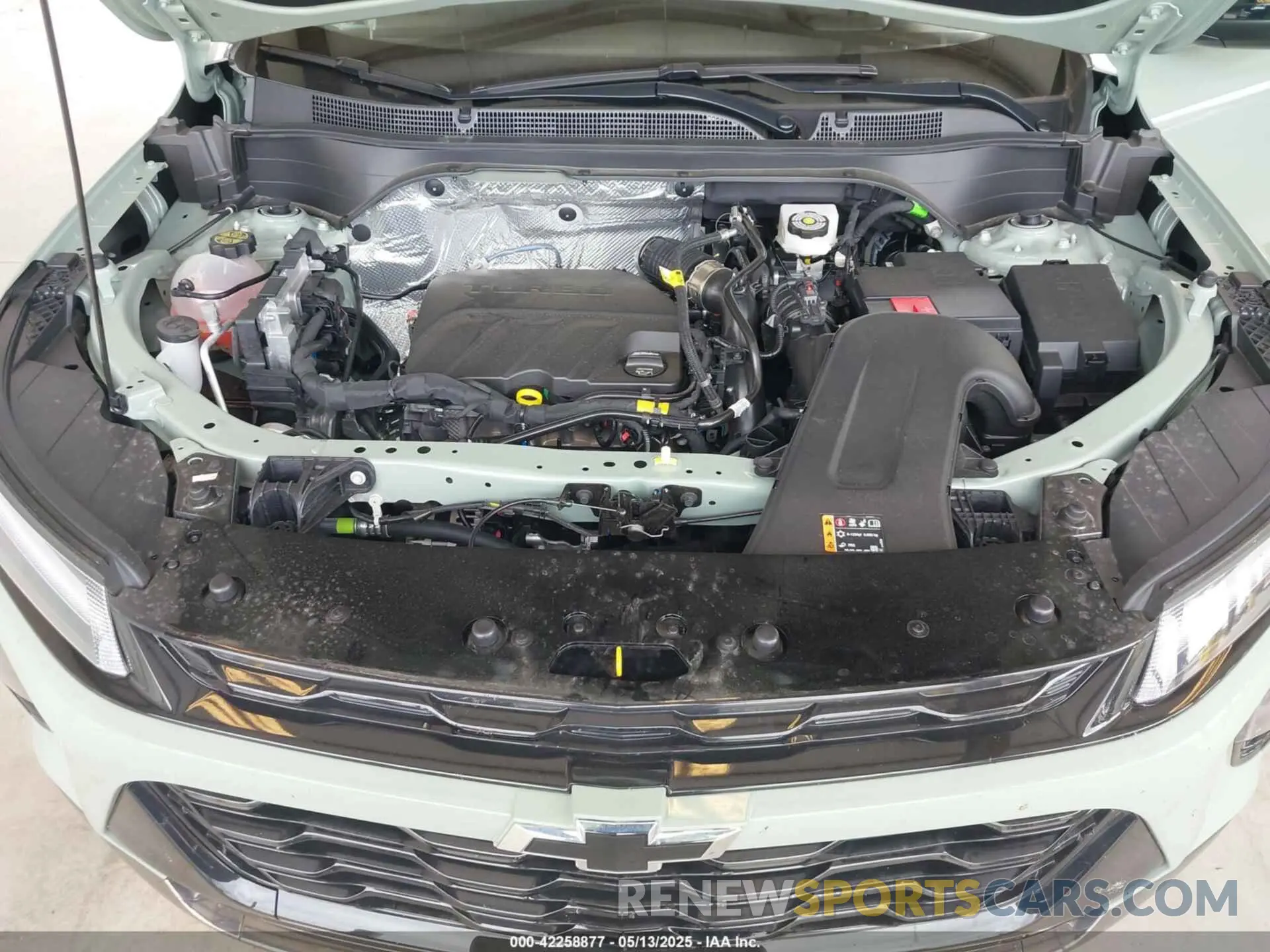 10 Photograph of a damaged car KL77LKEP9SC127187 CHEVROLET TRAX 2025
