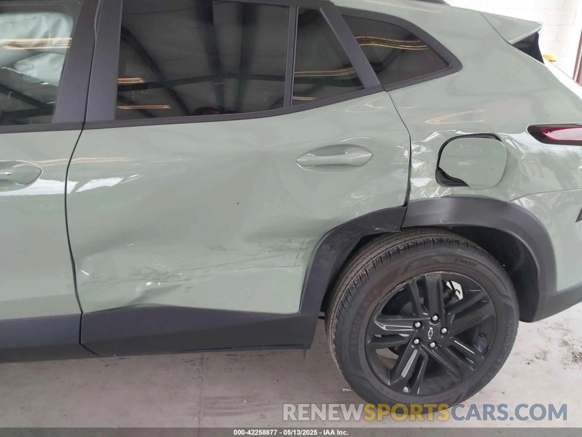 6 Photograph of a damaged car KL77LKEP9SC127187 CHEVROLET TRAX 2025