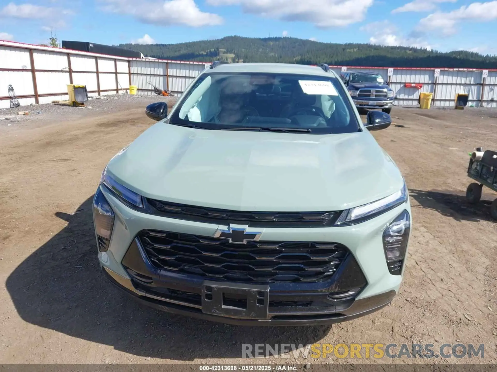 13 Photograph of a damaged car KL77LKEP9SC149111 CHEVROLET TRAX 2025