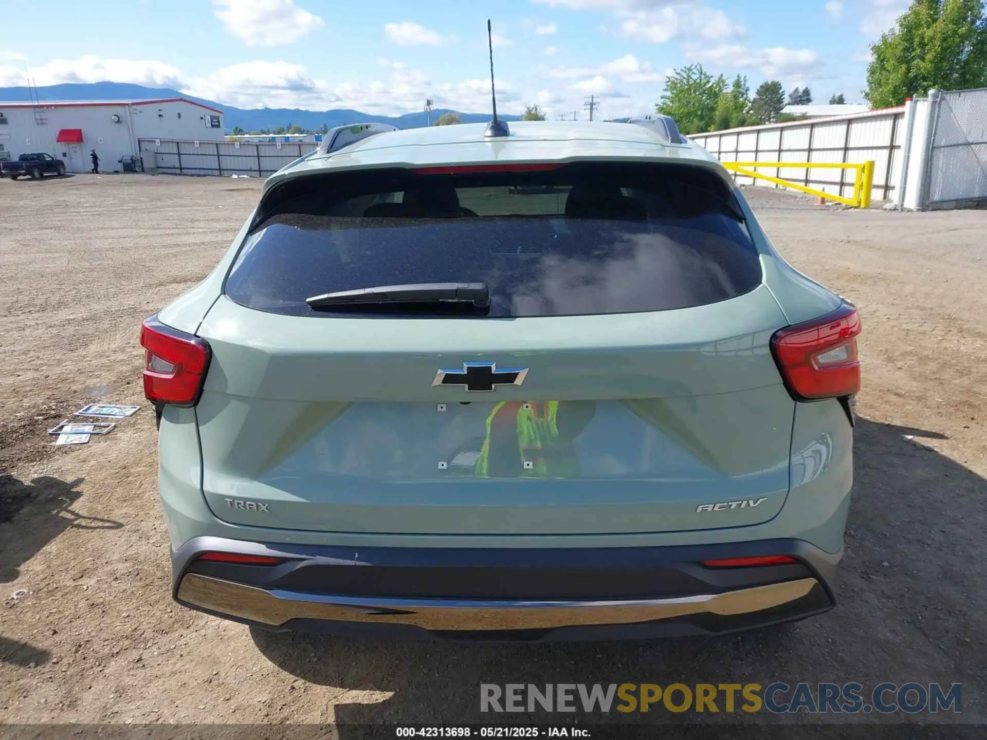 17 Photograph of a damaged car KL77LKEP9SC149111 CHEVROLET TRAX 2025