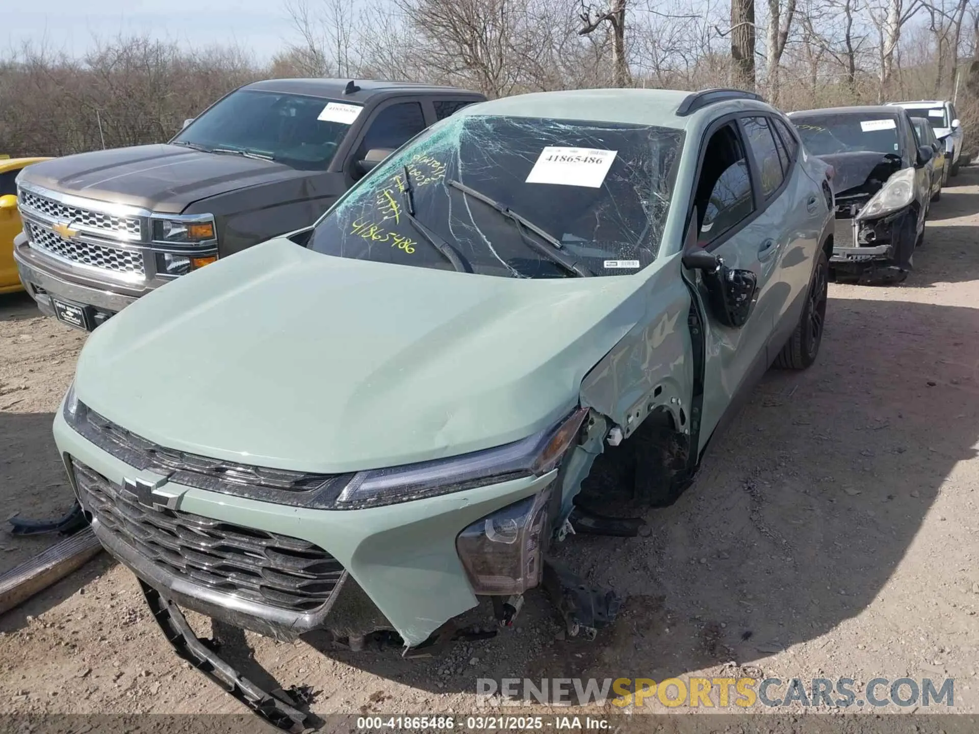 2 Photograph of a damaged car KL77LKEP9SC152932 CHEVROLET TRAX 2025