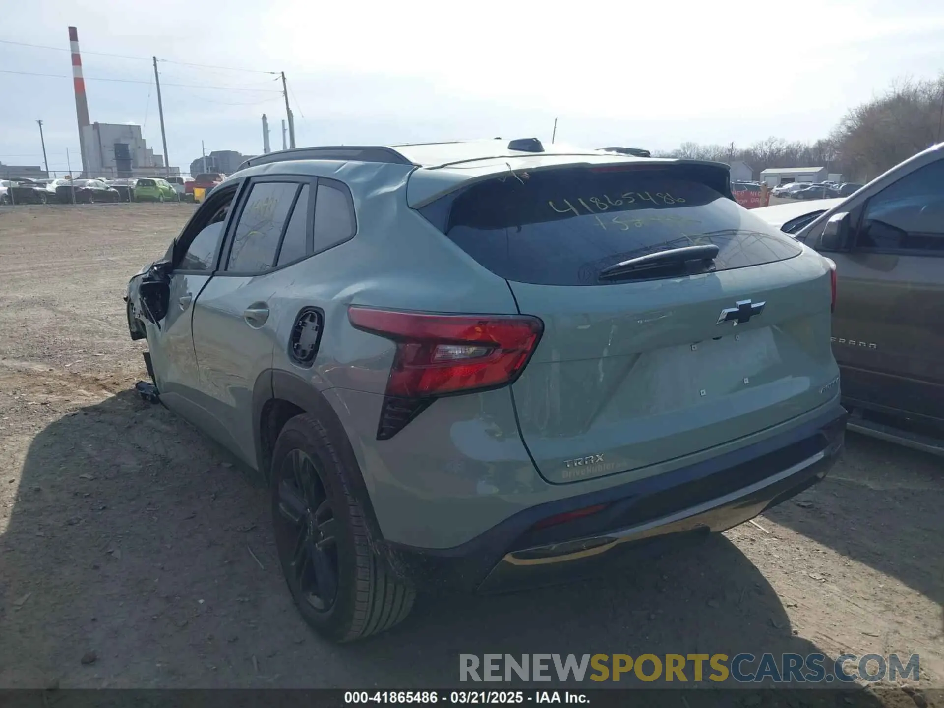 3 Photograph of a damaged car KL77LKEP9SC152932 CHEVROLET TRAX 2025