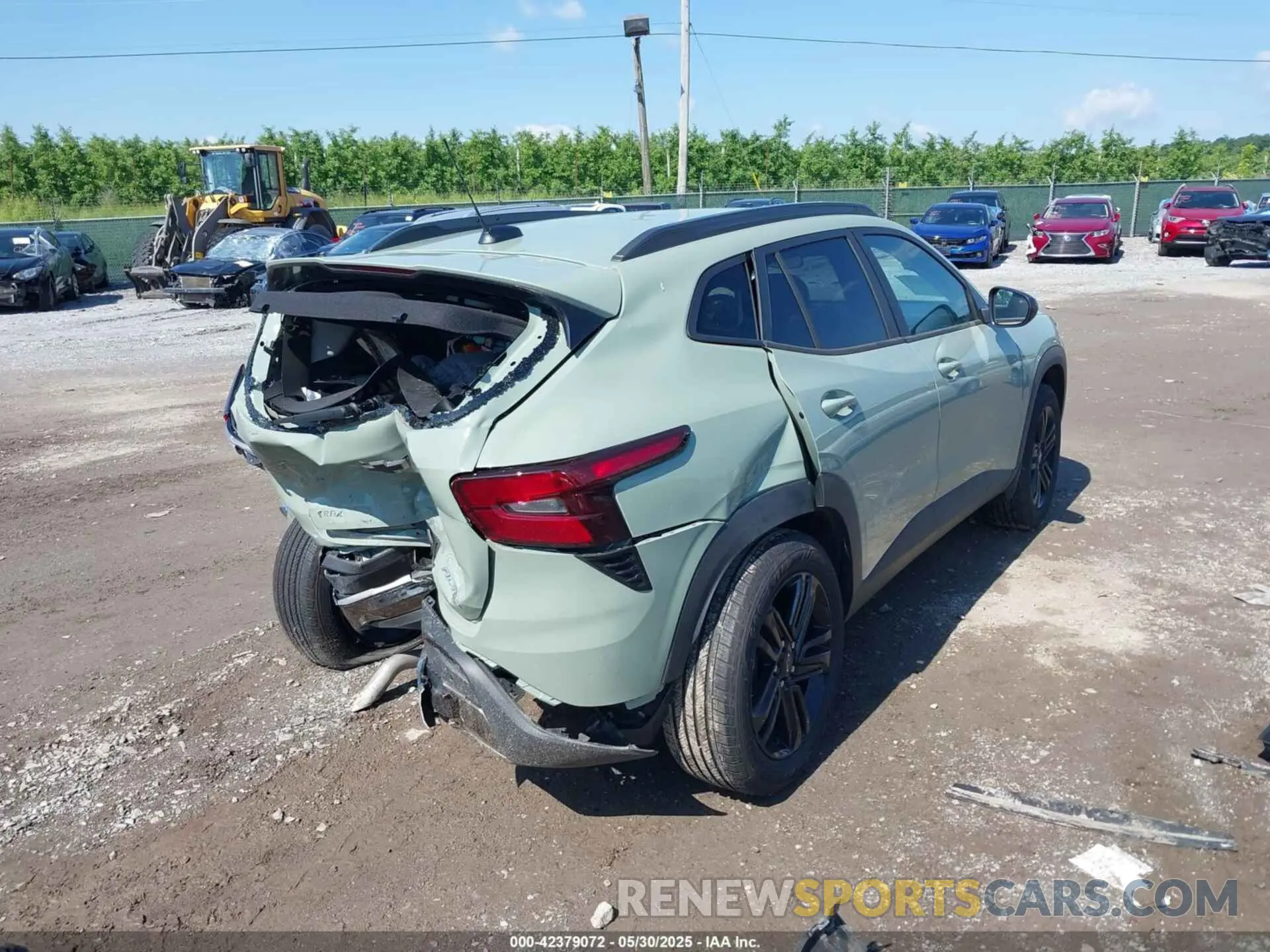 4 Photograph of a damaged car KL77LKEPXSC115632 CHEVROLET TRAX 2025