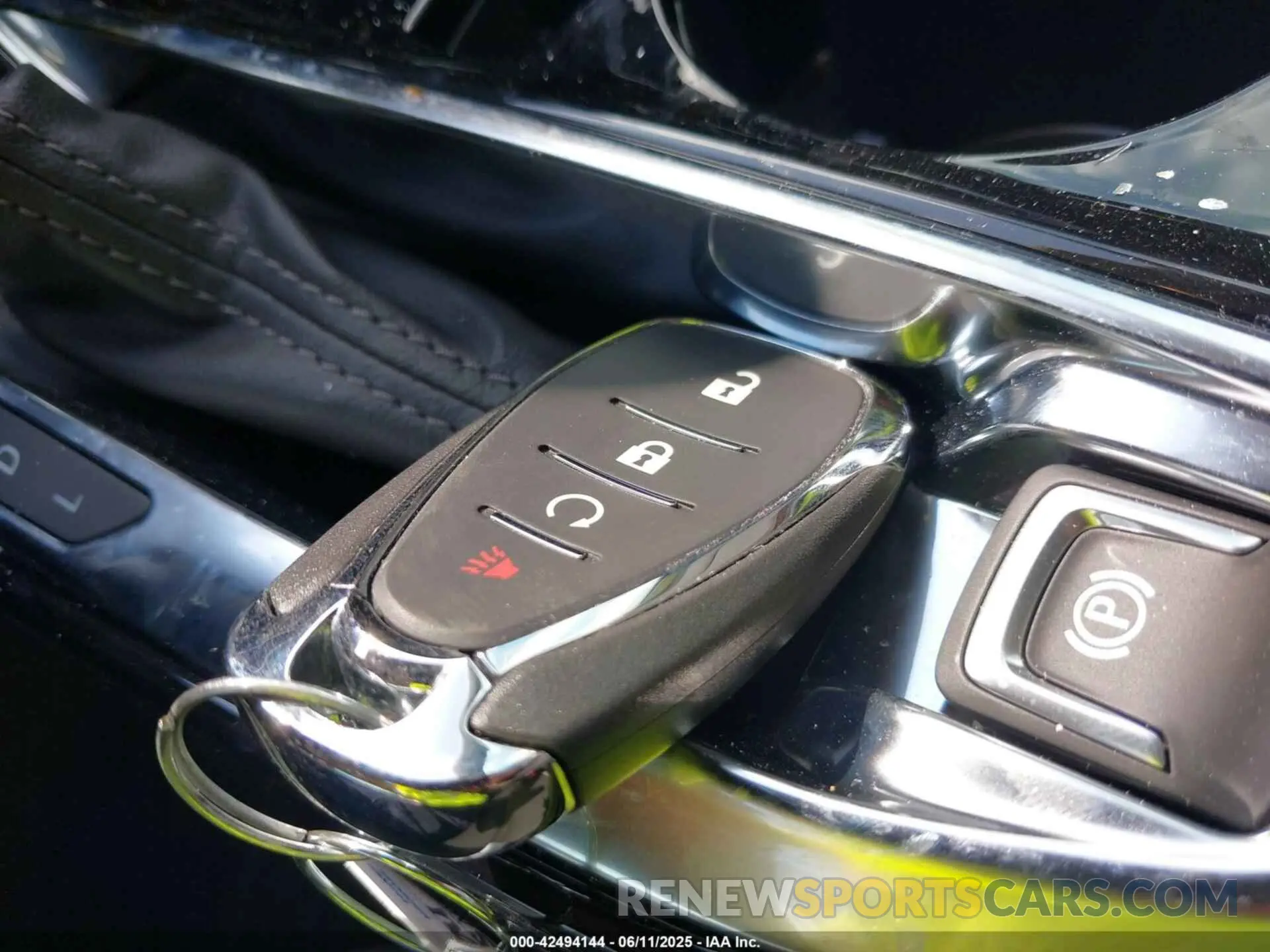 11 Photograph of a damaged car KL77LKEPXSC190167 CHEVROLET TRAX 2025