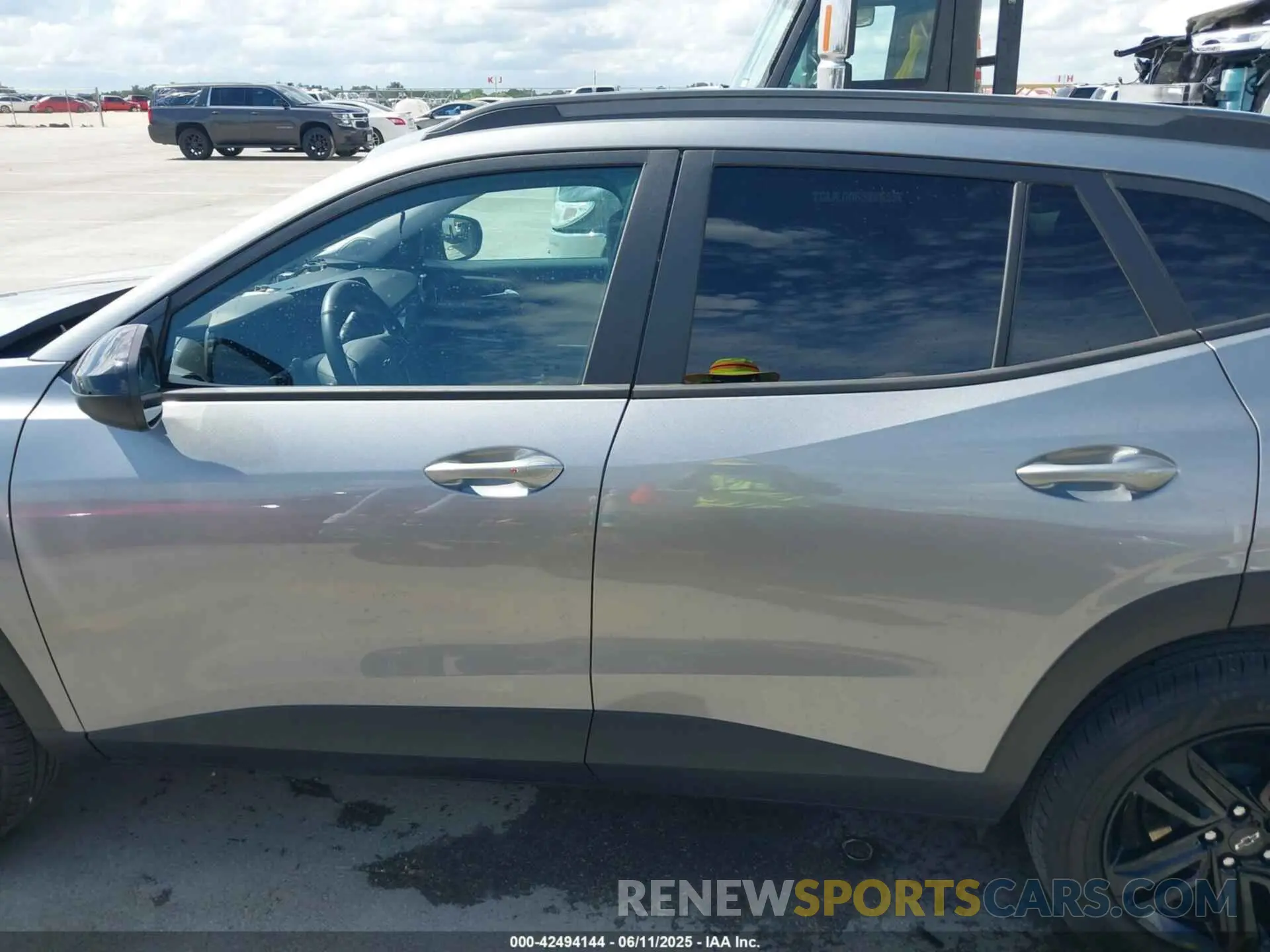 15 Photograph of a damaged car KL77LKEPXSC190167 CHEVROLET TRAX 2025