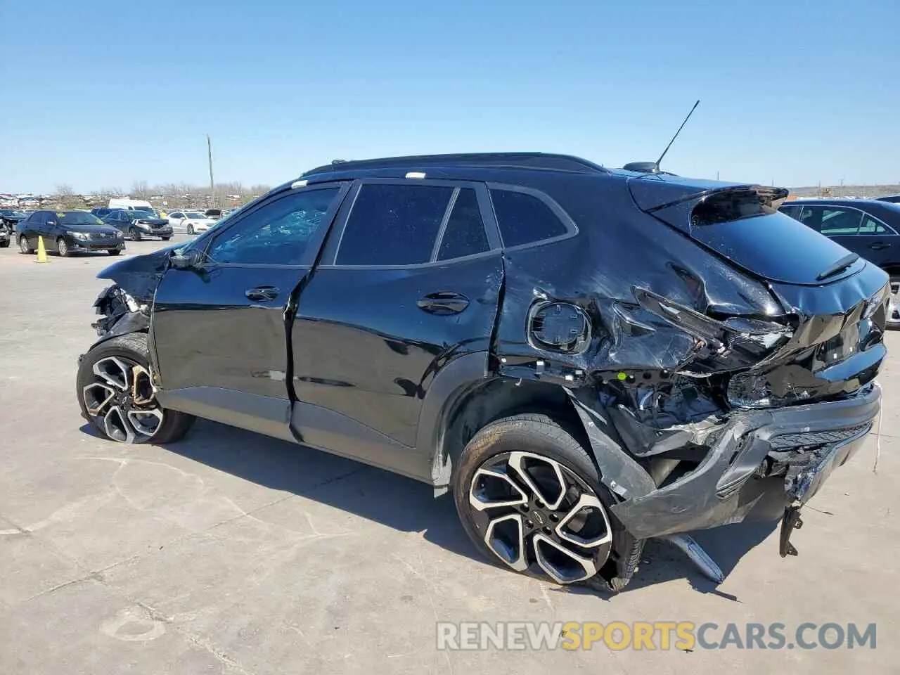 2 Photograph of a damaged car KL77LJE21RC068919 CHEVROLET TRAX 2RS 2024