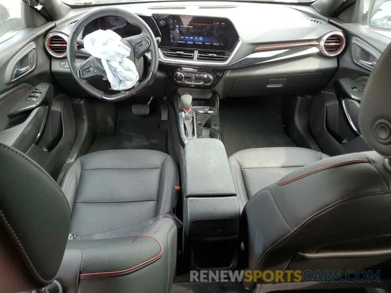 8 Photograph of a damaged car KL77LJE23RC001268 CHEVROLET TRAX 2RS 2024