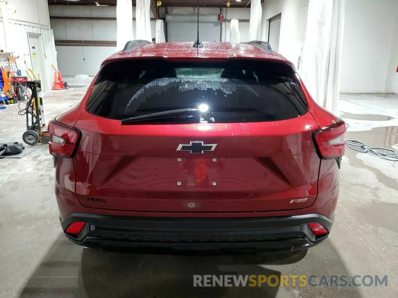 6 Photograph of a damaged car KL77LJE23RC122124 CHEVROLET TRAX 2RS 2024