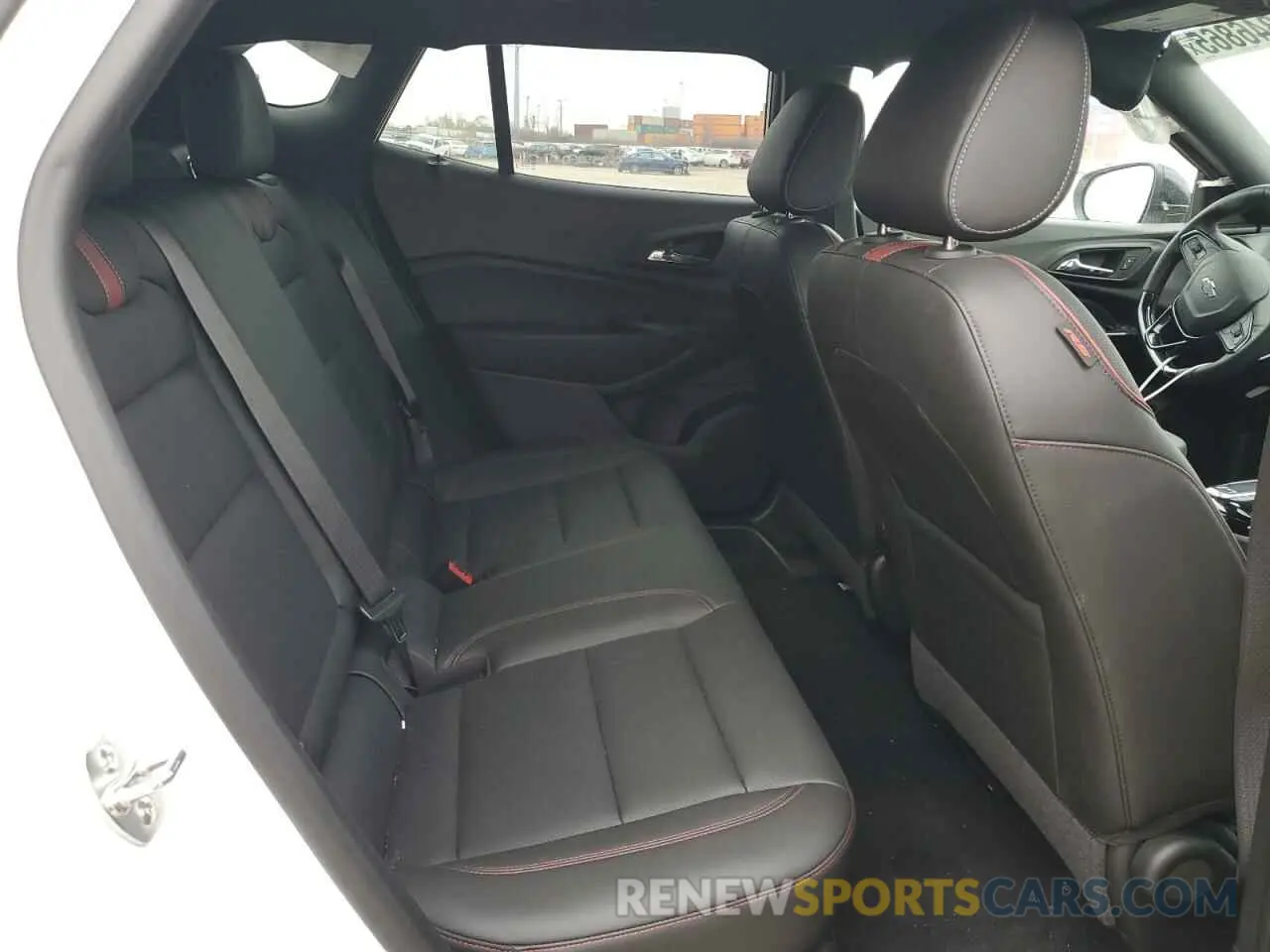 11 Photograph of a damaged car KL77LJE23RC158802 CHEVROLET TRAX 2RS 2024