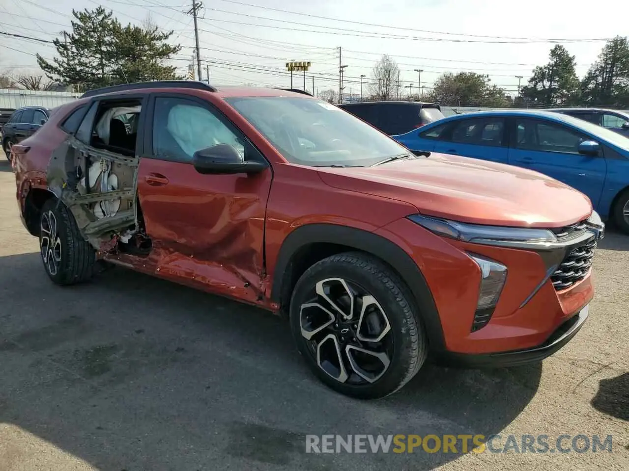 4 Photograph of a damaged car KL77LJE24RC079669 CHEVROLET TRAX 2RS 2024