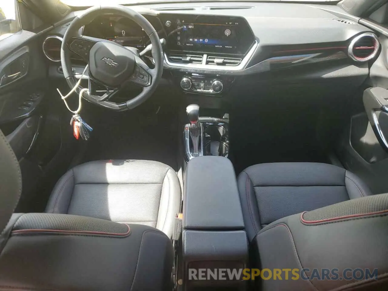 8 Photograph of a damaged car KL77LJE24RC225097 CHEVROLET TRAX 2RS 2024