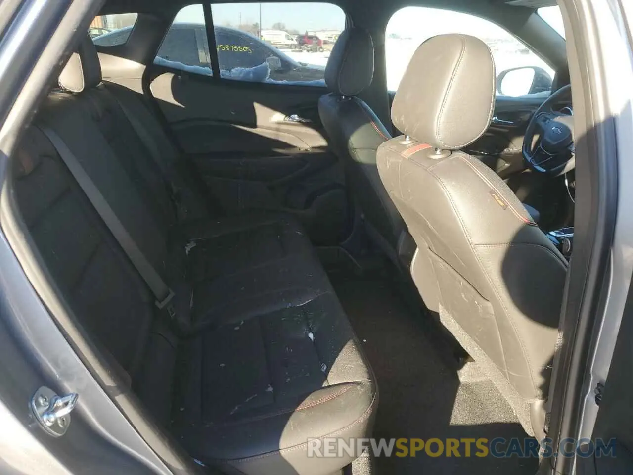 10 Photograph of a damaged car KL77LJE26RC123607 CHEVROLET TRAX 2RS 2024