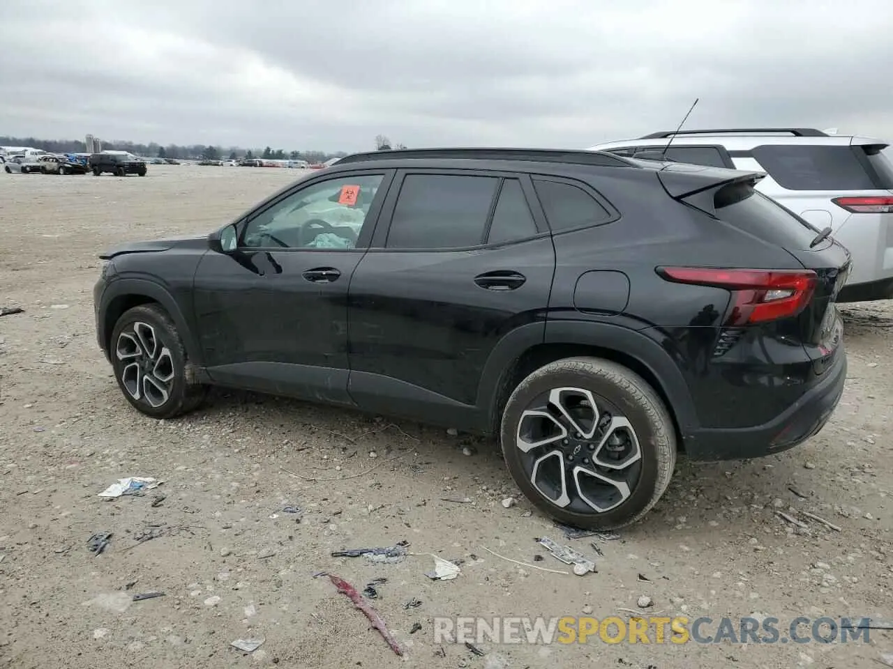 2 Photograph of a damaged car KL77LJE27RC237485 CHEVROLET TRAX 2RS 2024