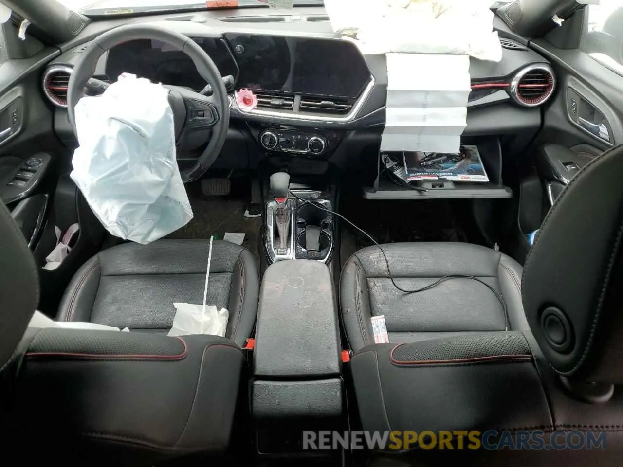 8 Photograph of a damaged car KL77LJE27RC237485 CHEVROLET TRAX 2RS 2024