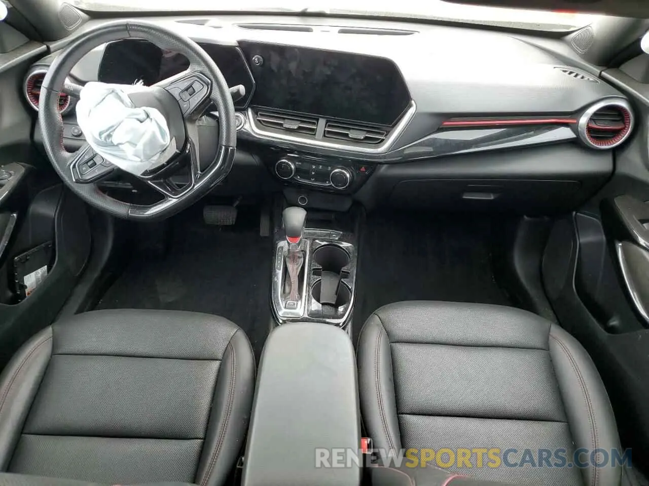 8 Photograph of a damaged car KL77LJE28RC045718 CHEVROLET TRAX 2RS 2024