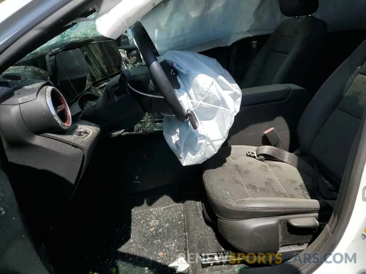7 Photograph of a damaged car KL77LJE29RC160456 CHEVROLET TRAX 2RS 2024
