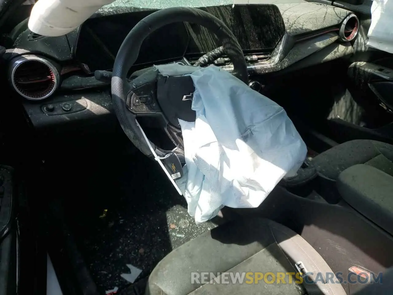 8 Photograph of a damaged car KL77LJE29RC160456 CHEVROLET TRAX 2RS 2024
