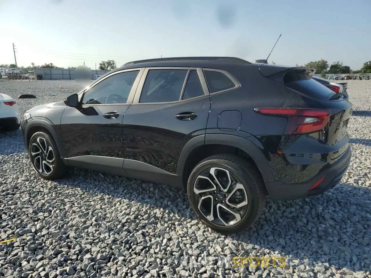 2 Photograph of a damaged car KL77LJE29RC177354 CHEVROLET TRAX 2RS 2024