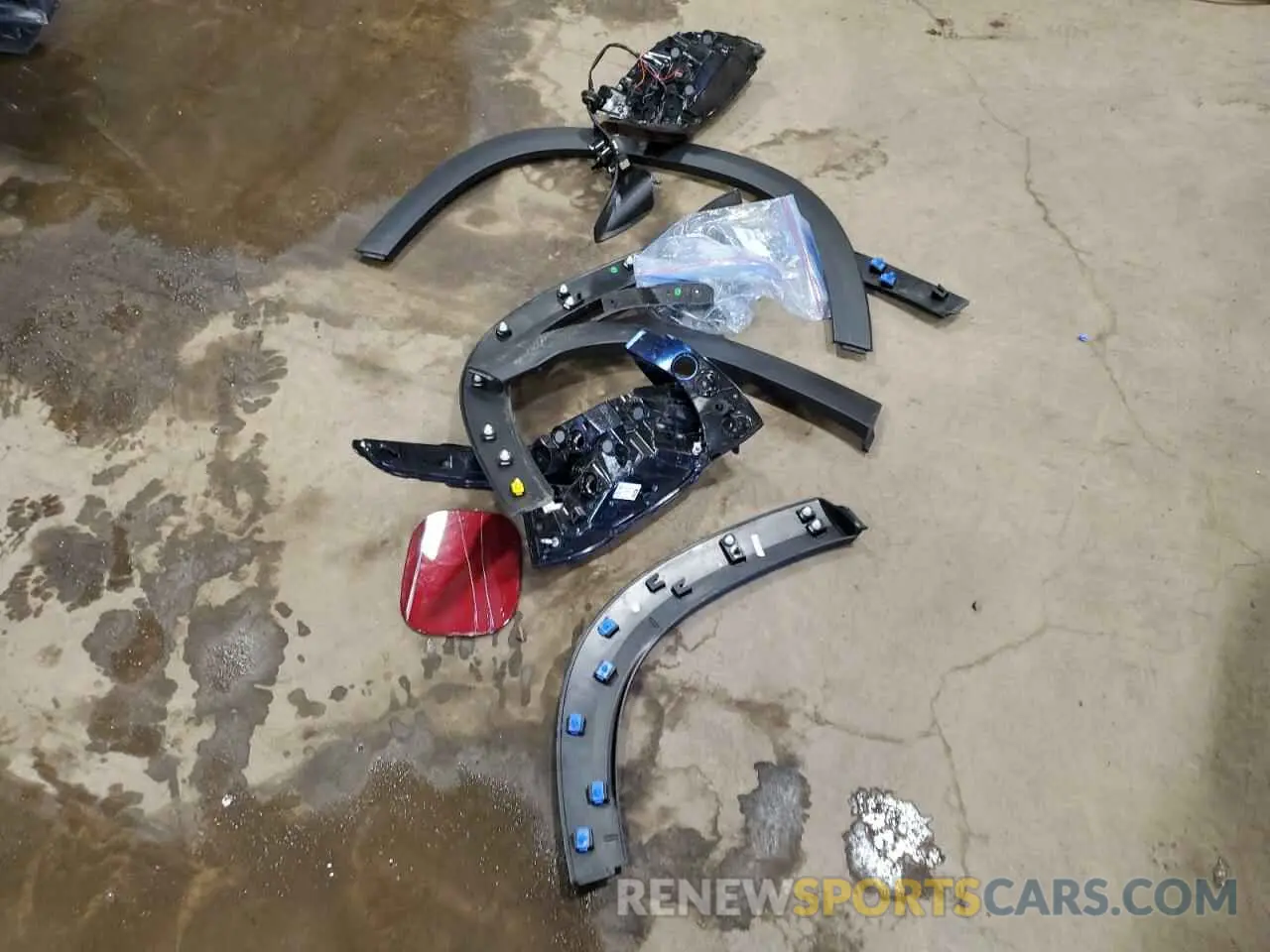 12 Photograph of a damaged car KL77LJE2XRC096654 CHEVROLET TRAX 2RS 2024