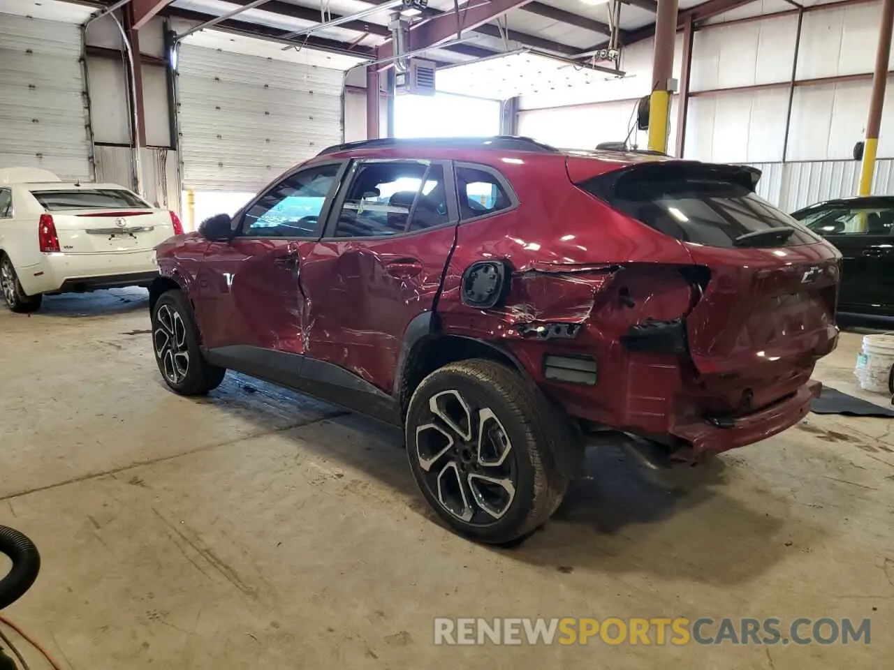 2 Photograph of a damaged car KL77LJE2XRC096654 CHEVROLET TRAX 2RS 2024