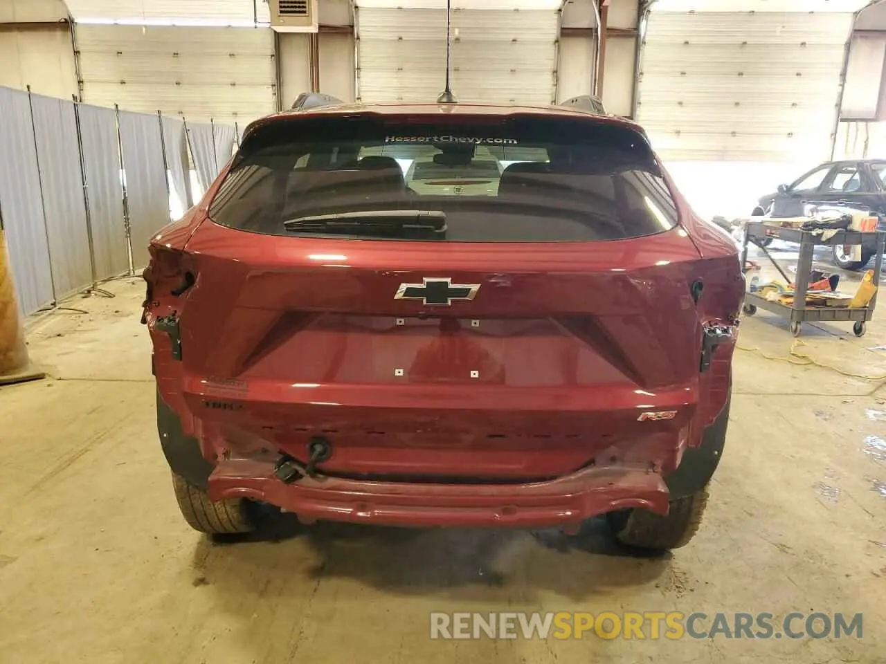 6 Photograph of a damaged car KL77LJE2XRC096654 CHEVROLET TRAX 2RS 2024