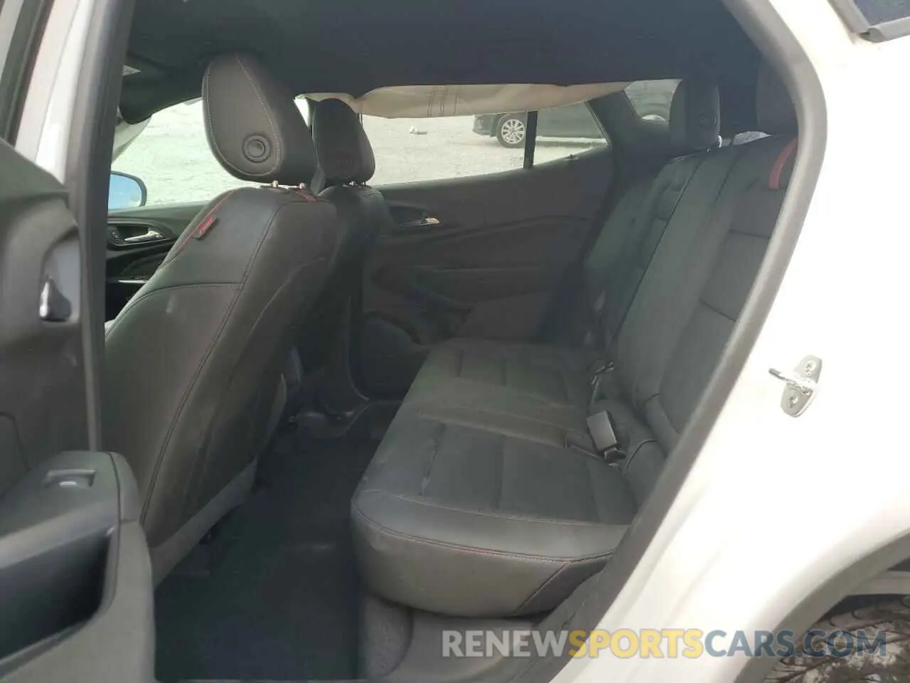 11 Photograph of a damaged car KL77LJEP0SC053958 CHEVROLET TRAX 2RS 2025