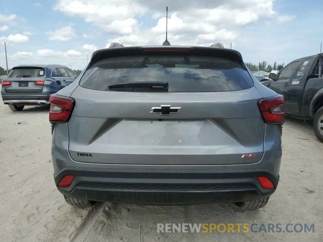 6 Photograph of a damaged car KL77LJEP1SC165765 CHEVROLET TRAX 2RS 2025