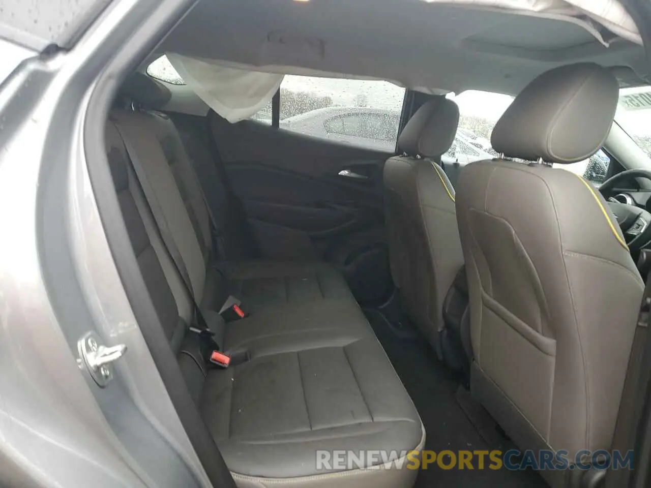 11 Photograph of a damaged car KL77LKE20RC202311 CHEVROLET TRAX ACTIV 2024