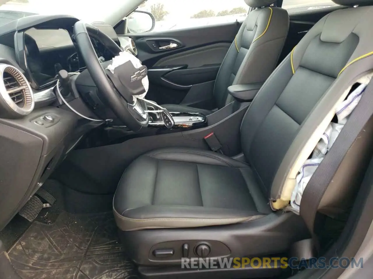7 Photograph of a damaged car KL77LKE21RC207825 CHEVROLET TRAX ACTIV 2024