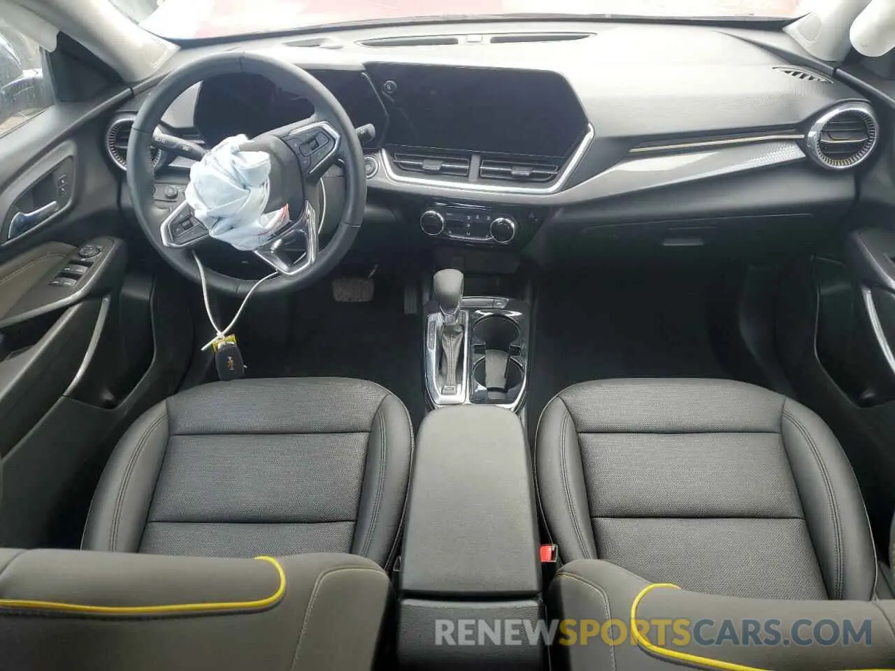 8 Photograph of a damaged car KL77LKE23RC051755 CHEVROLET TRAX ACTIV 2024