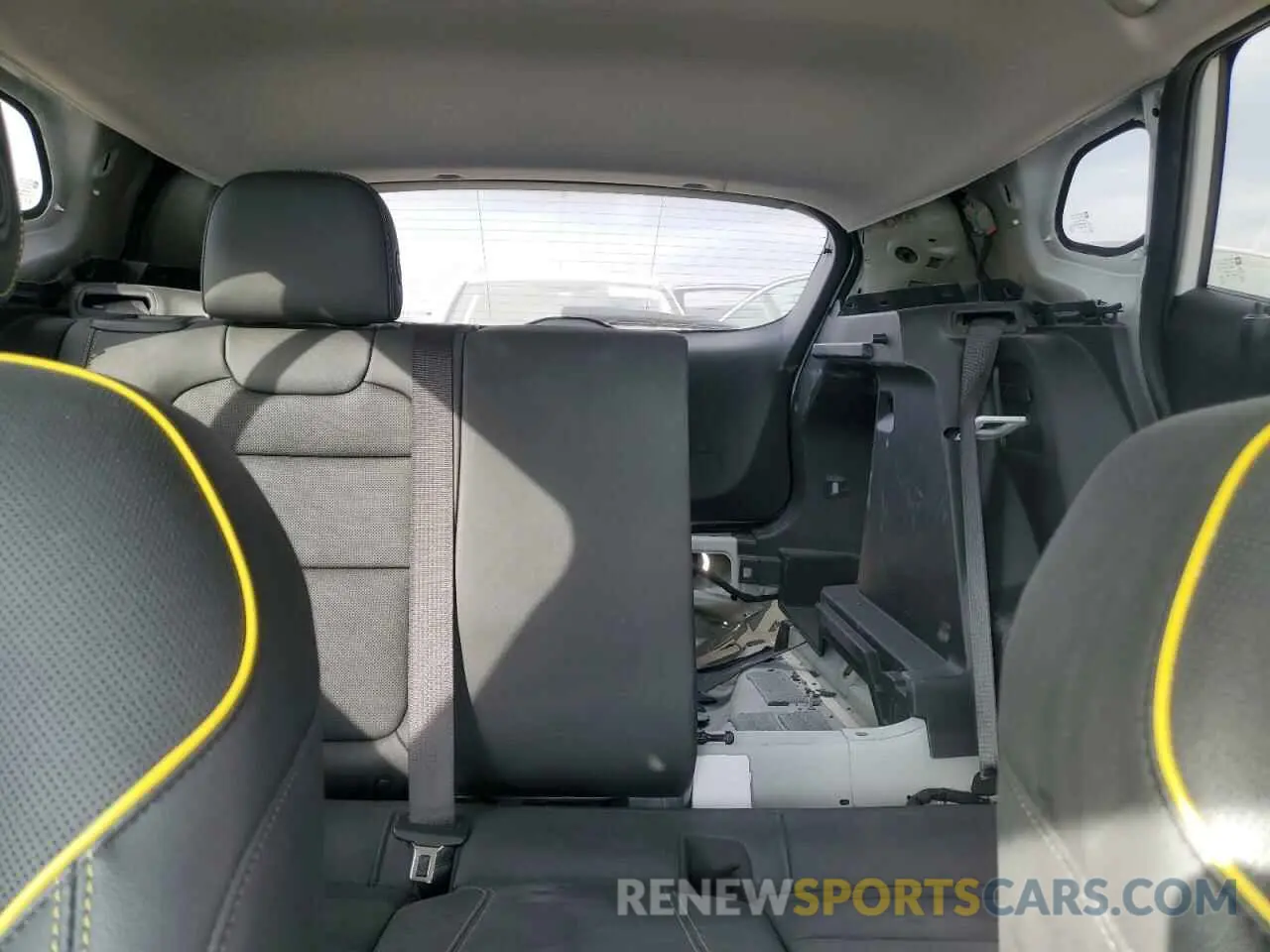 10 Photograph of a damaged car KL77LKE26RC087469 CHEVROLET TRAX ACTIV 2024