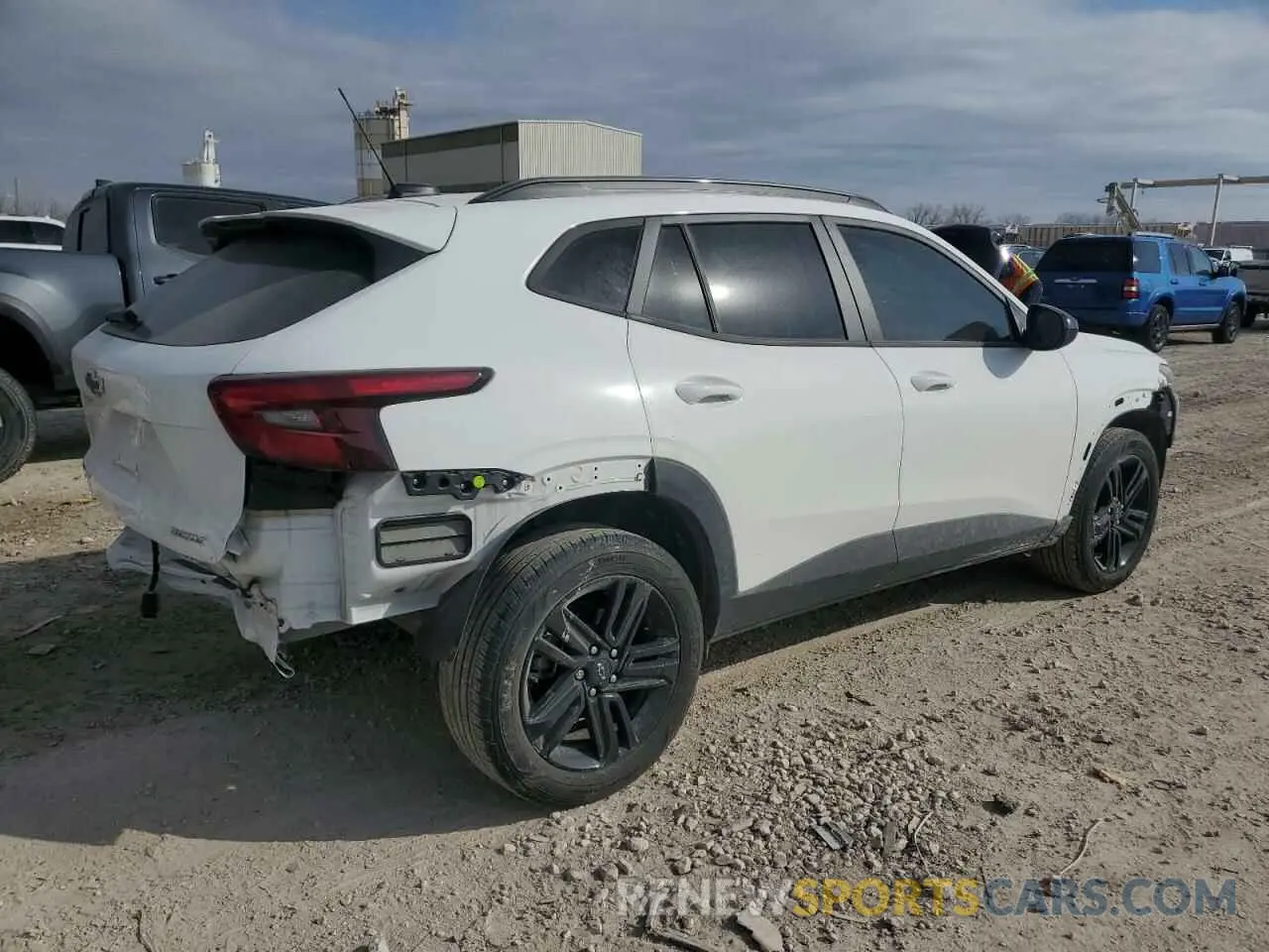 3 Photograph of a damaged car KL77LKE26RC087469 CHEVROLET TRAX ACTIV 2024