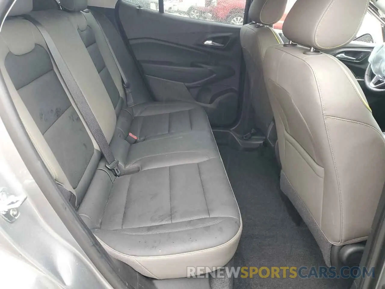 10 Photograph of a damaged car KL77LKE28RC133920 CHEVROLET TRAX ACTIV 2024