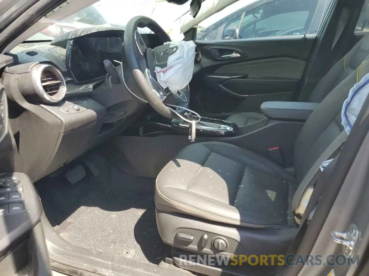 7 Photograph of a damaged car KL77LKE28RC133920 CHEVROLET TRAX ACTIV 2024