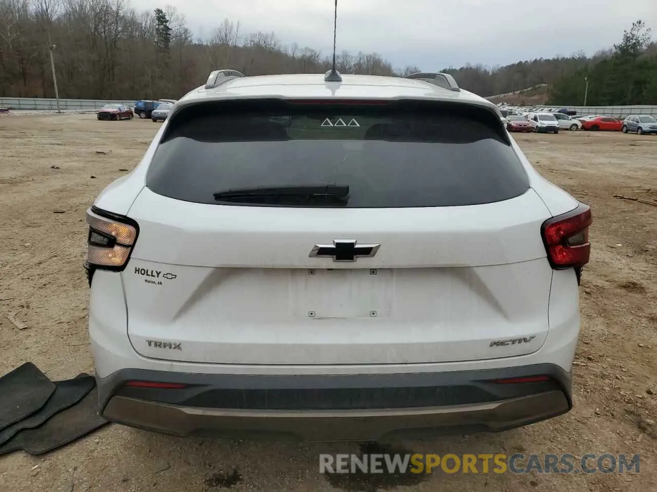 6 Photograph of a damaged car KL77LKE2XRC028750 CHEVROLET TRAX ACTIV 2024