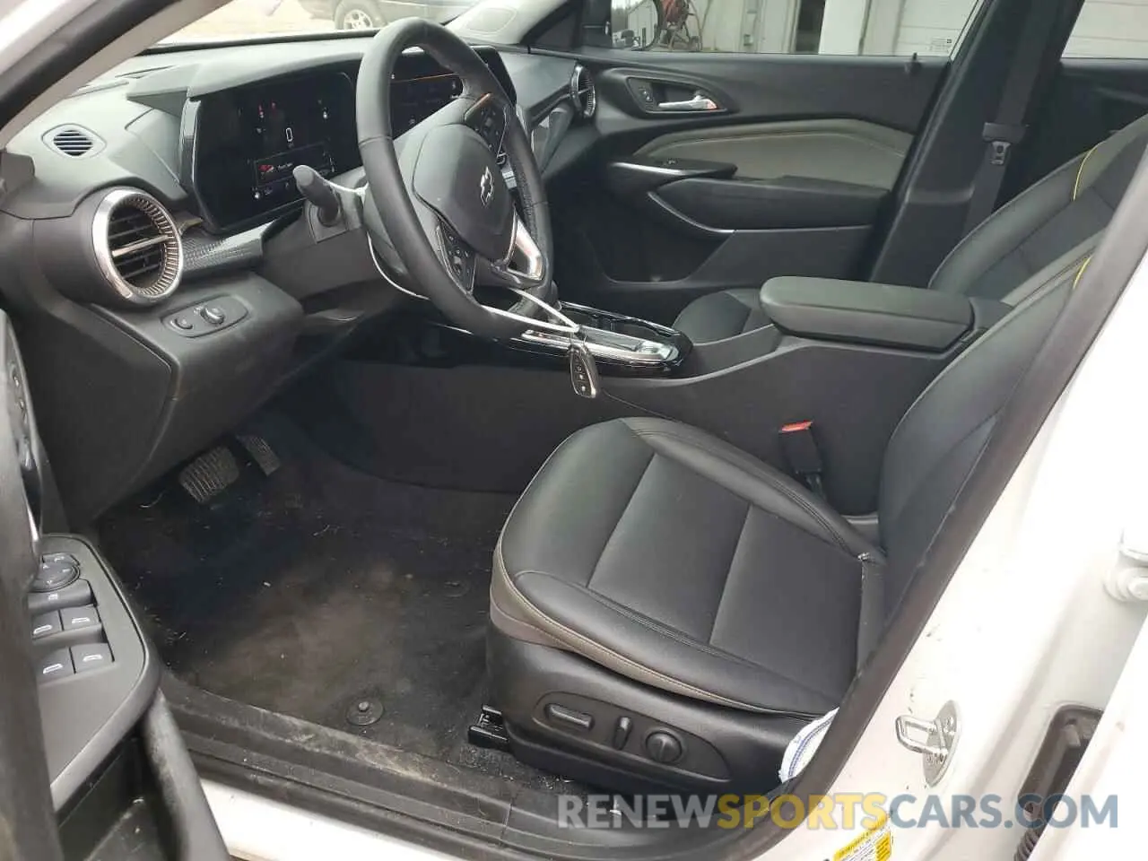 7 Photograph of a damaged car KL77LKE2XRC028750 CHEVROLET TRAX ACTIV 2024