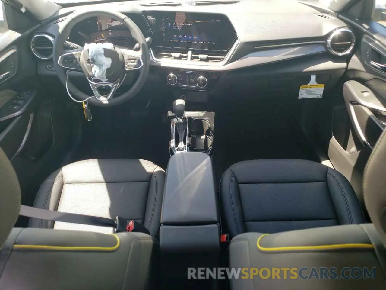 8 Photograph of a damaged car KL77LKEP0SC141012 CHEVROLET TRAX ACTIV 2025