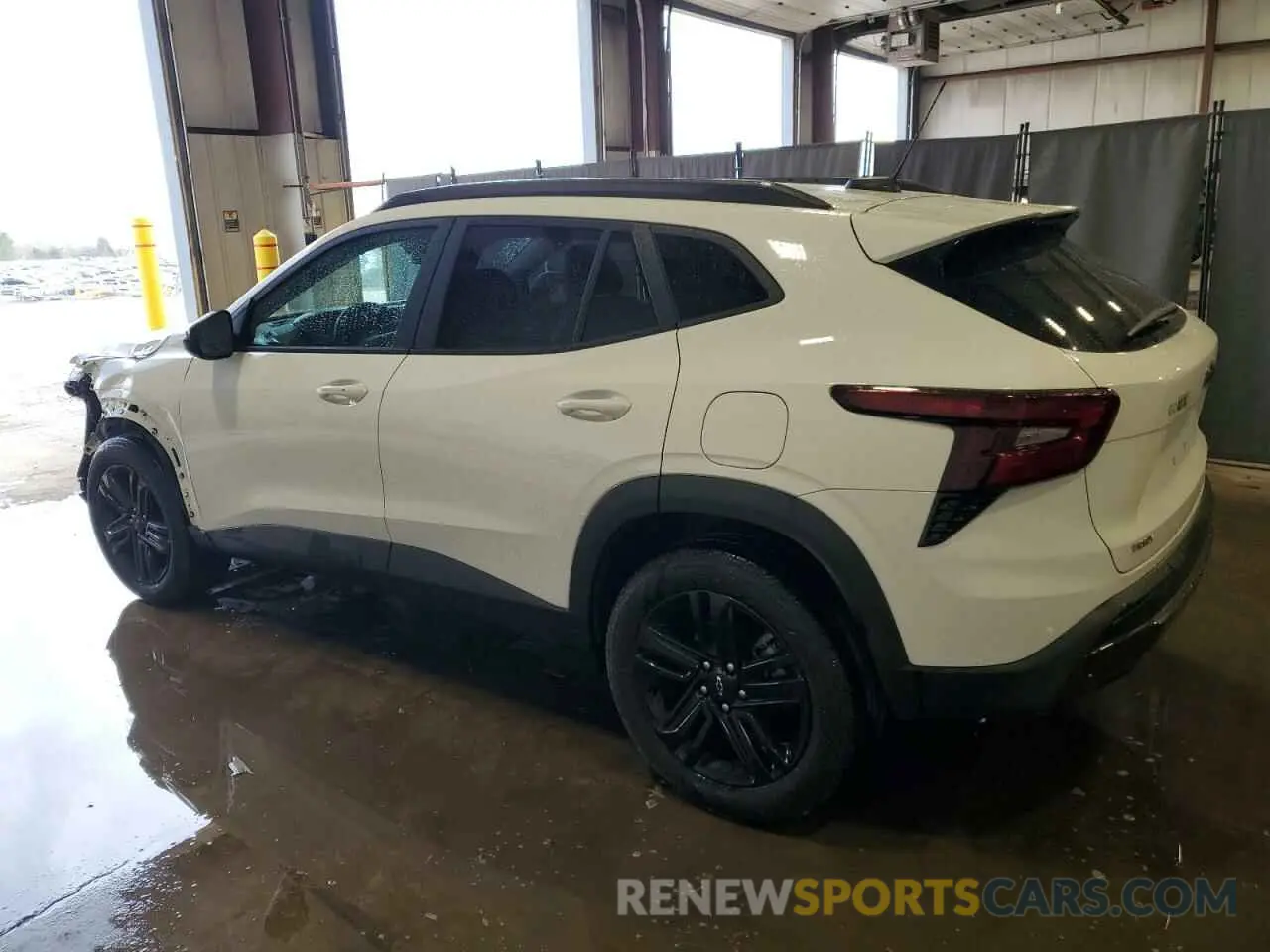 2 Photograph of a damaged car KL77LKEP1SC094234 CHEVROLET TRAX ACTIV 2025
