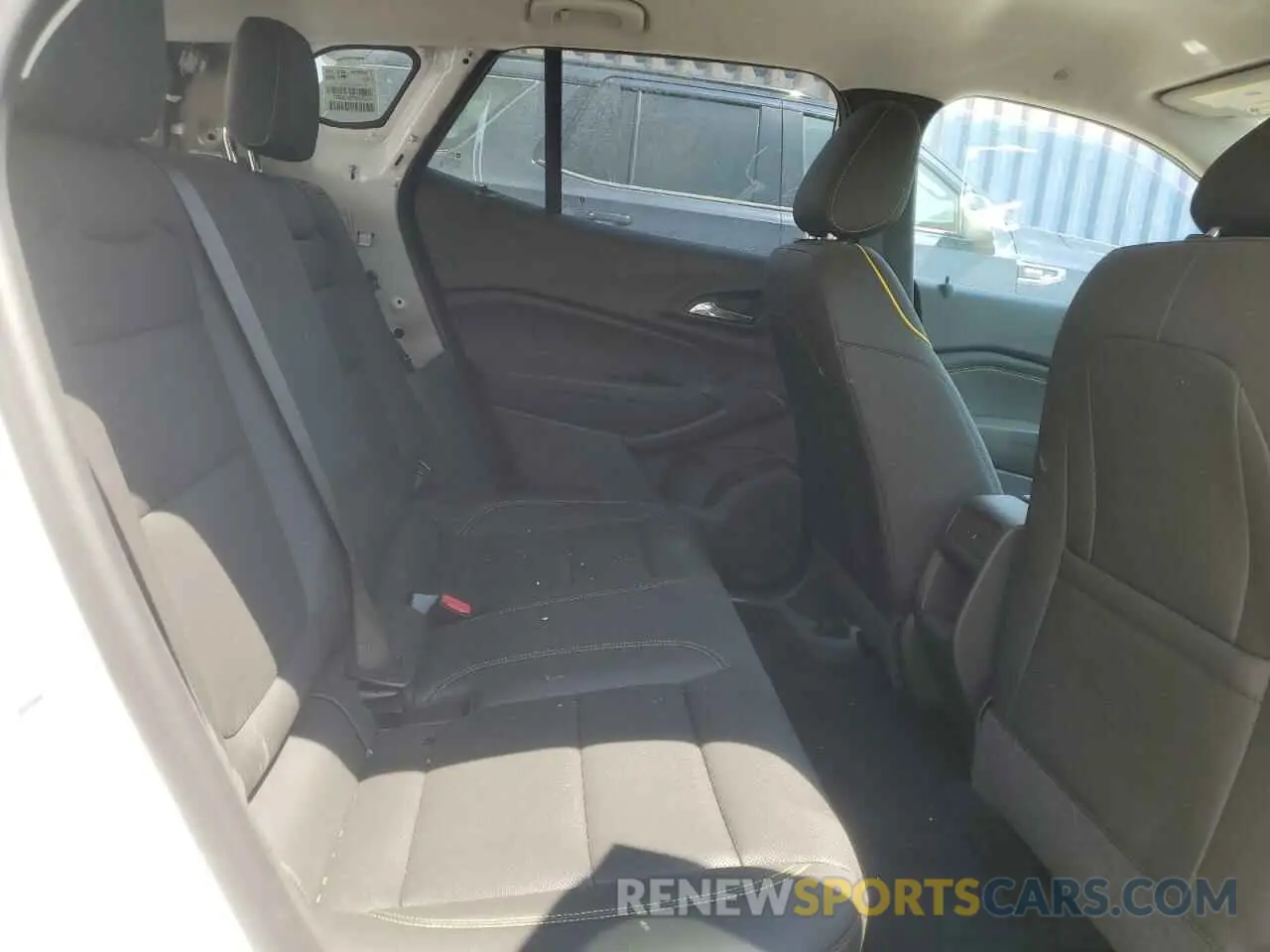 11 Photograph of a damaged car KL77LKEP2SC044927 CHEVROLET TRAX ACTIV 2025