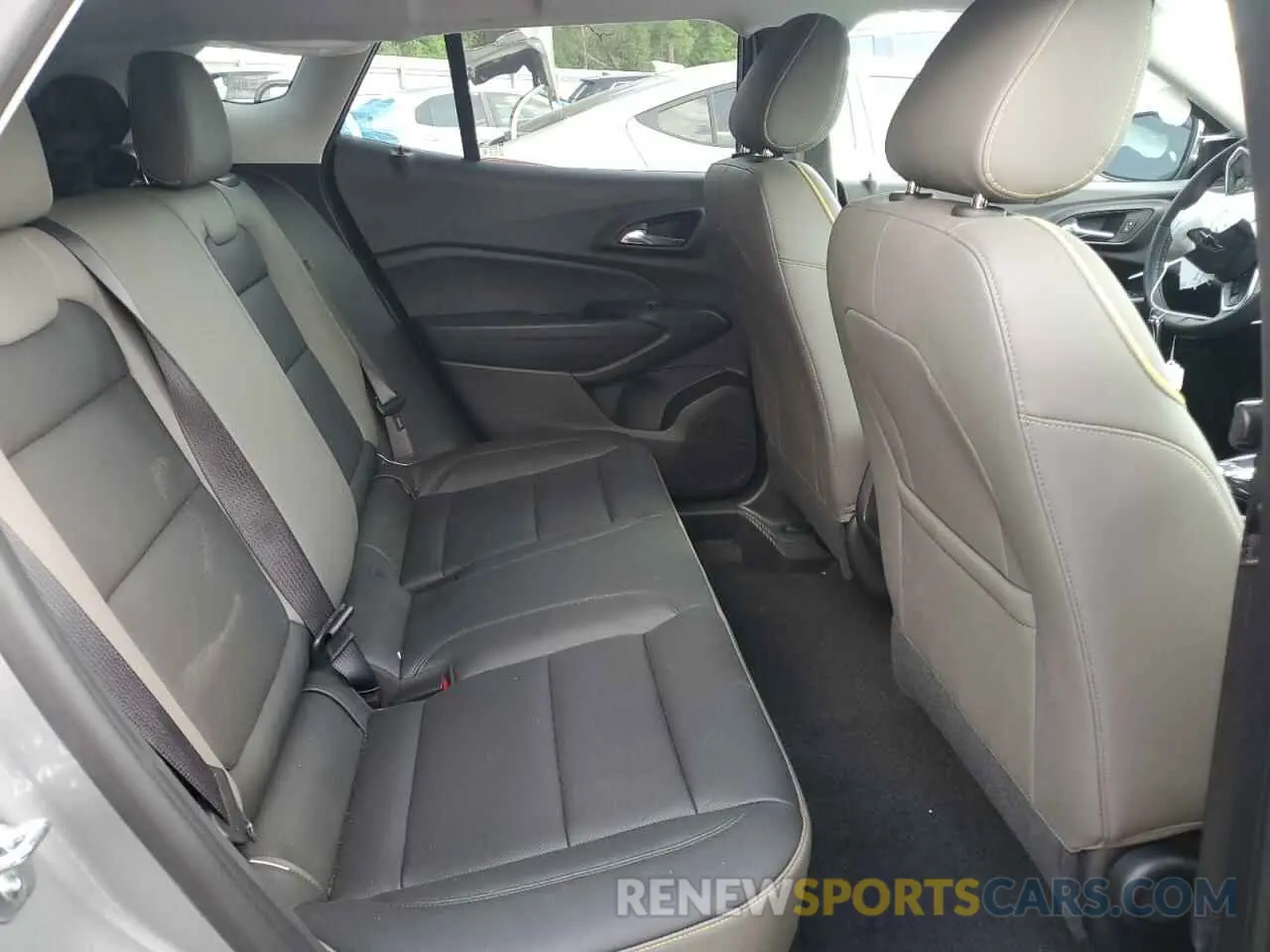 11 Photograph of a damaged car KL77LKEP3SC139173 CHEVROLET TRAX ACTIV 2025
