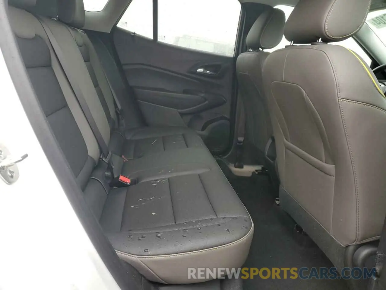 11 Photograph of a damaged car KL77LKEP4SC035081 CHEVROLET TRAX ACTIV 2025