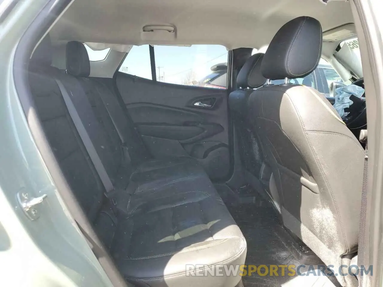 11 Photograph of a damaged car KL77LKEP4SC125993 CHEVROLET TRAX ACTIV 2025