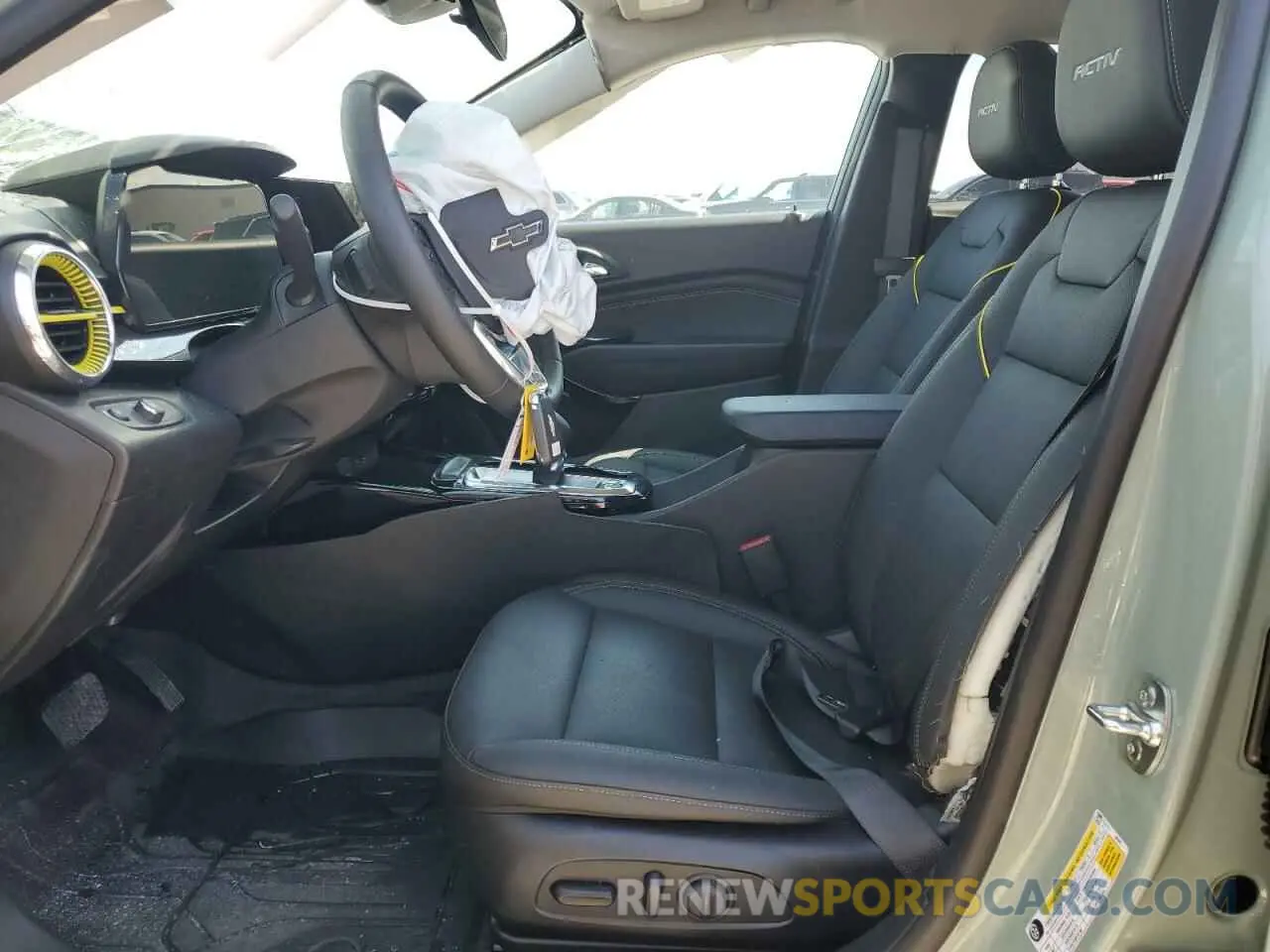 7 Photograph of a damaged car KL77LKEP4SC125993 CHEVROLET TRAX ACTIV 2025