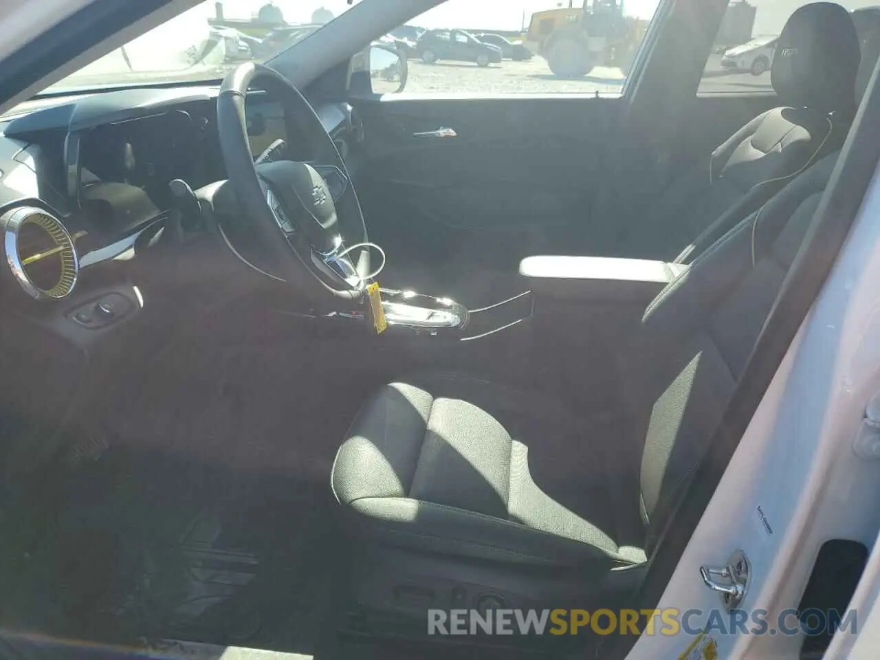 7 Photograph of a damaged car KL77LKEP7SC075039 CHEVROLET TRAX ACTIV 2025