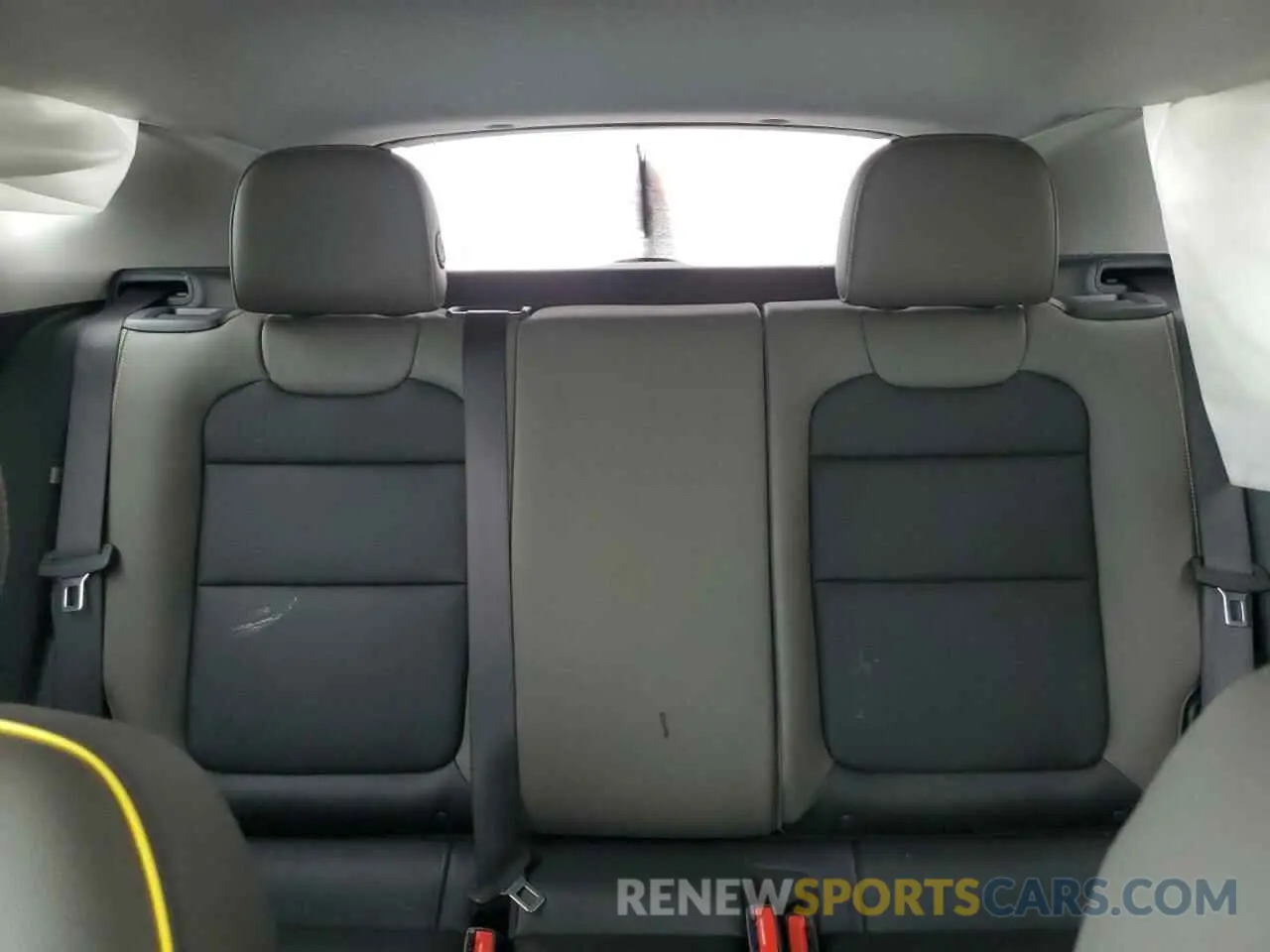 10 Photograph of a damaged car KL77LKEP8SC019949 CHEVROLET TRAX ACTIV 2025