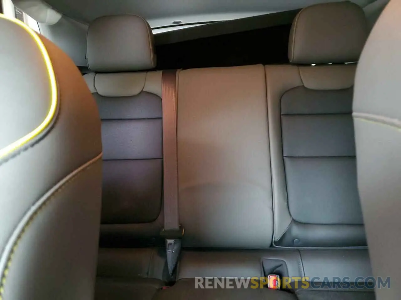 10 Photograph of a damaged car KL77LKEP8SC050909 CHEVROLET TRAX ACTIV 2025