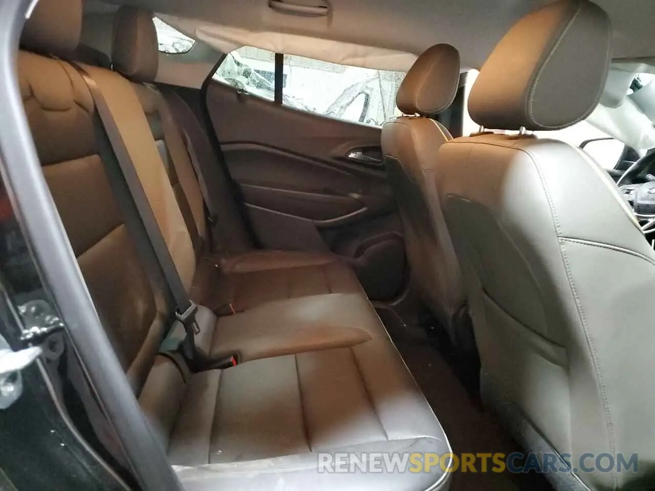 11 Photograph of a damaged car KL77LKEP8SC050909 CHEVROLET TRAX ACTIV 2025