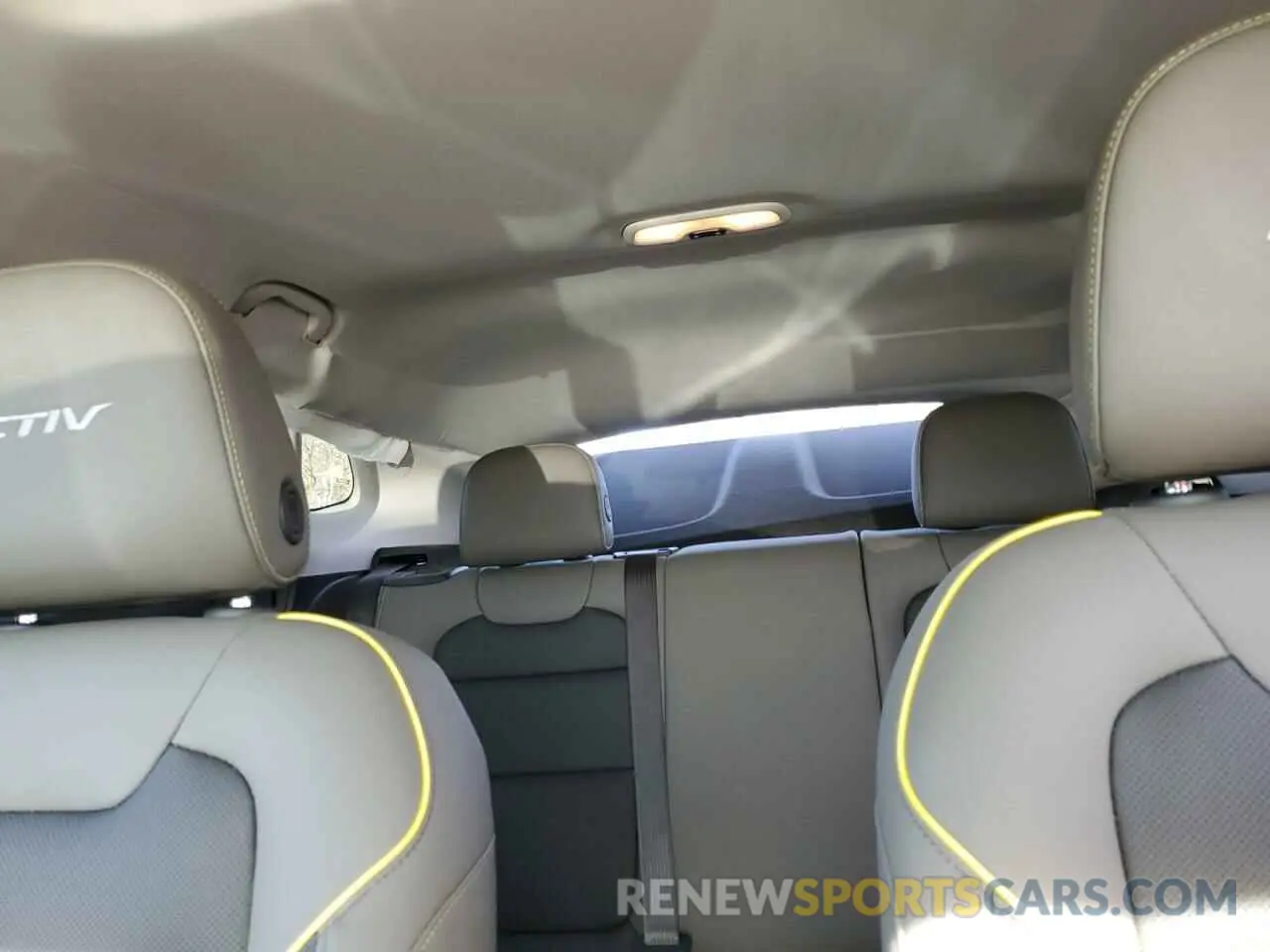 10 Photograph of a damaged car KL77LKEP9SC098581 CHEVROLET TRAX ACTIV 2025